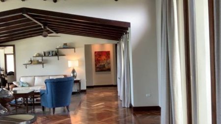 Nathan Fillion's house at California.